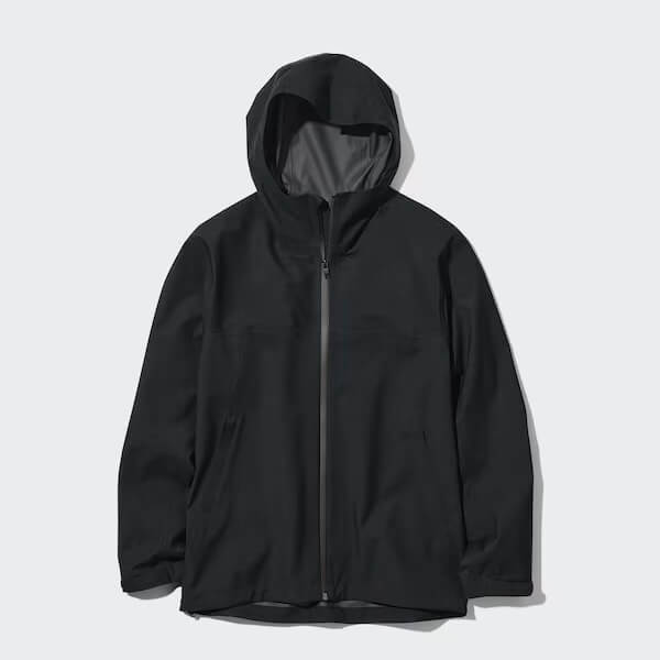Uniqlo Blocktech Parka 3D Cut — 黑色款。